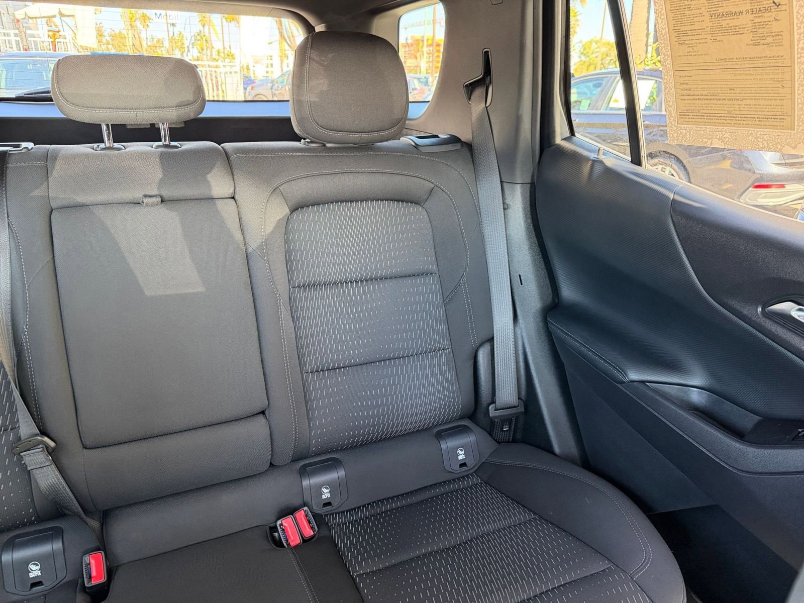 Used 2025 Chevrolet Equinox LT image 36