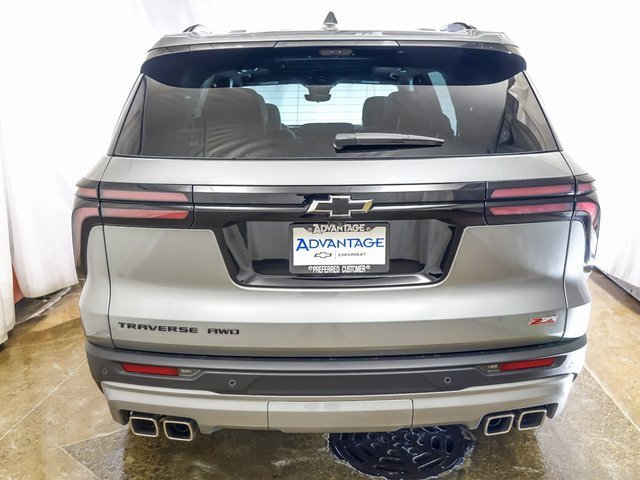 New 2026 Chevrolet Traverse Z71 w/ Driver Confidence Package image 6