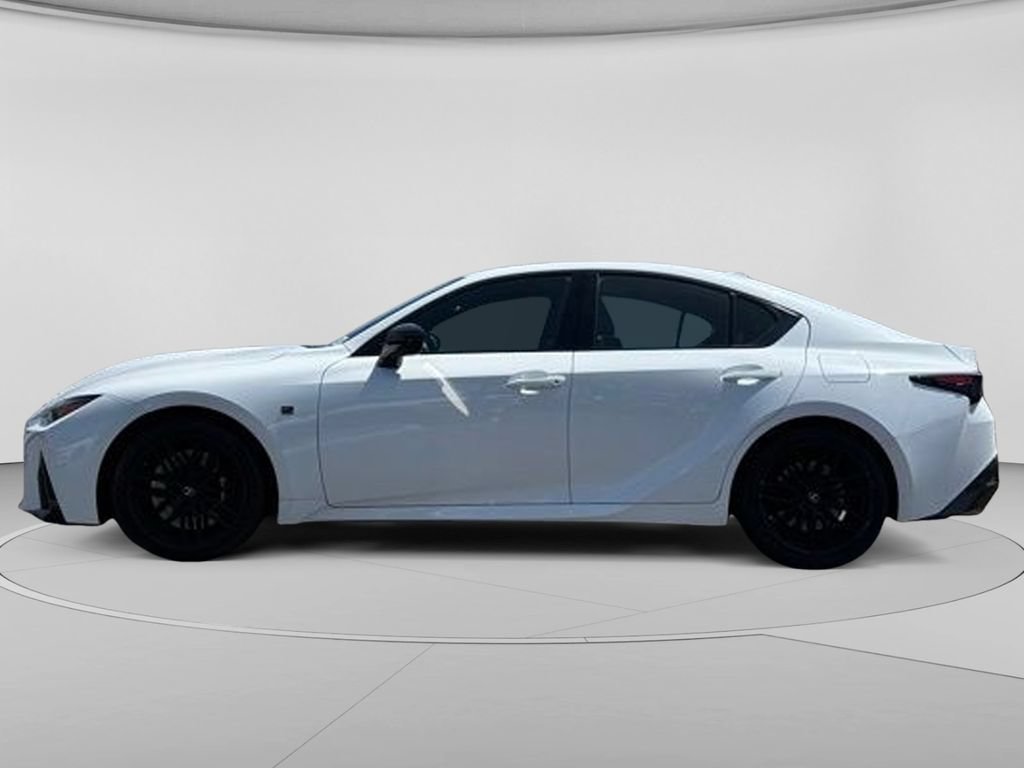 Used 2024 Lexus IS 500 RWD image 8