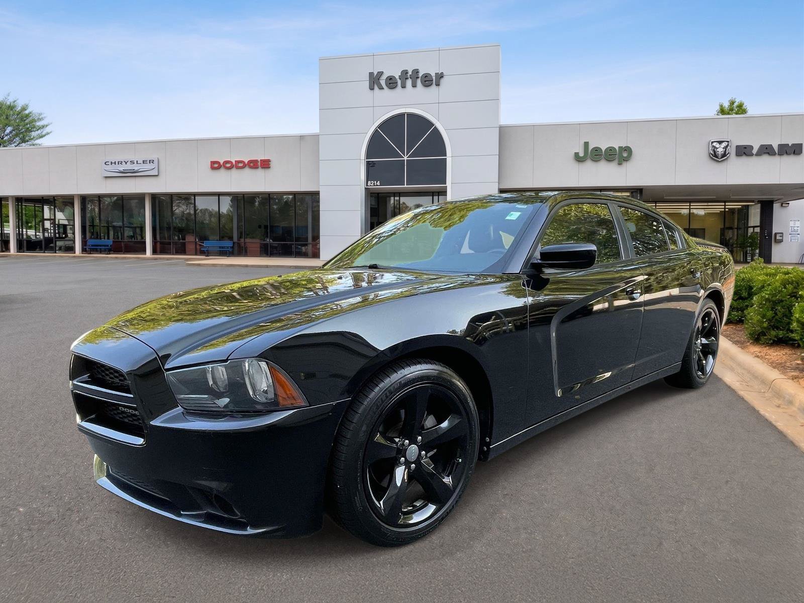 Used 2012 Dodge Charger SXT Plus RWD image 1