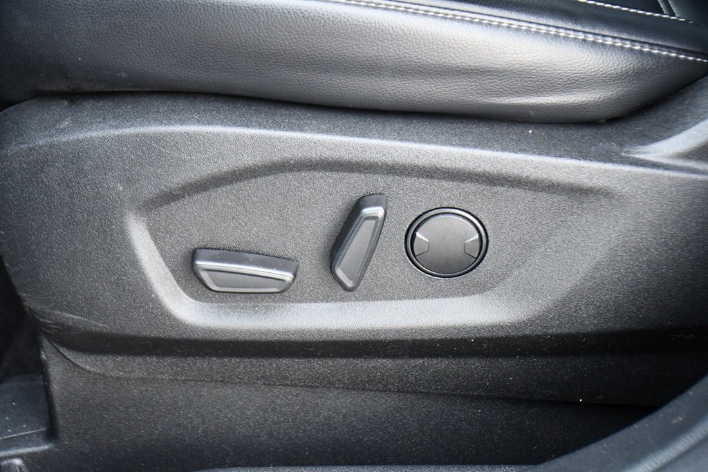 Used 2024 Ford Edge SEL w/ Convenience Package image 14