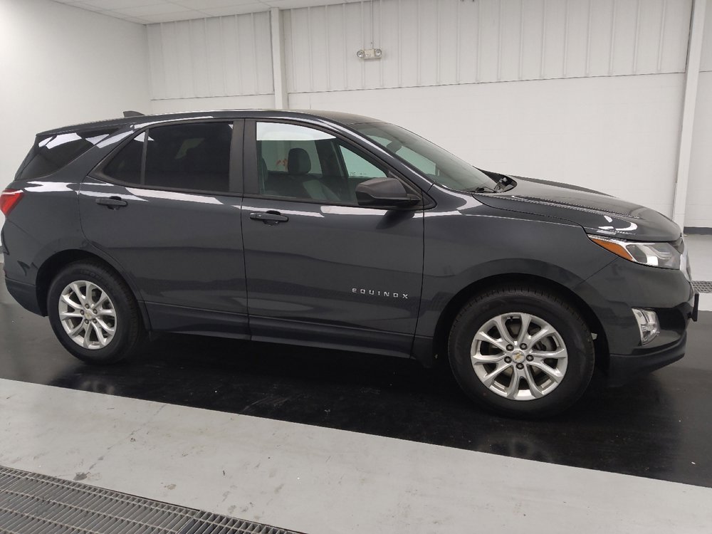Used 2020 Chevrolet Equinox LS w/ LS Convenience Package FWD image 11
