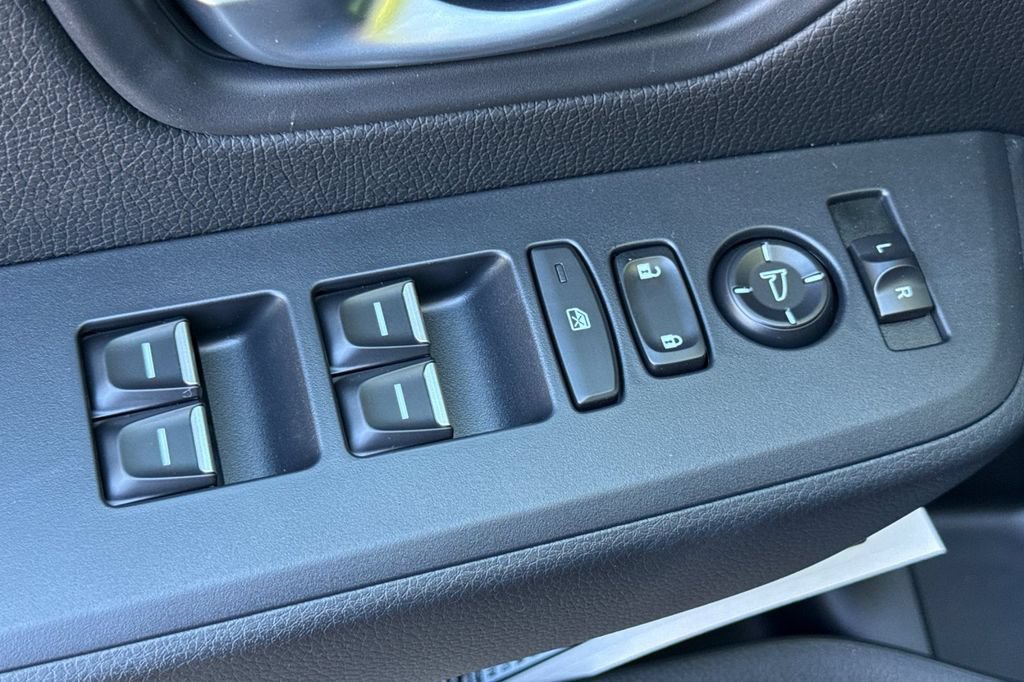 New 2026 Honda Pilot Sport image 7