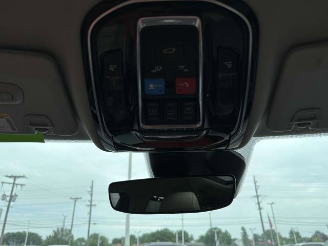 Used 2022 Jeep Grand Cherokee Overland image 32