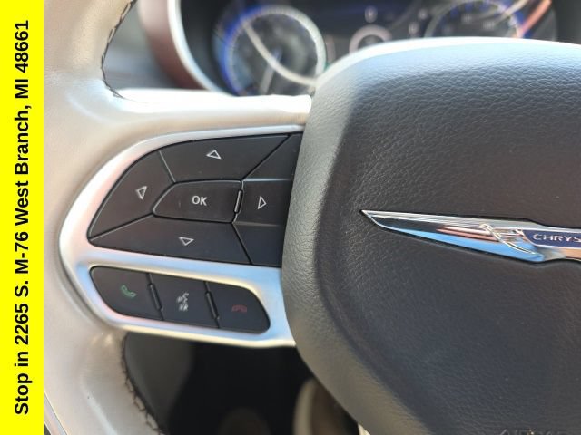 Used 2020 Chrysler Pacifica Limited FWD image 21