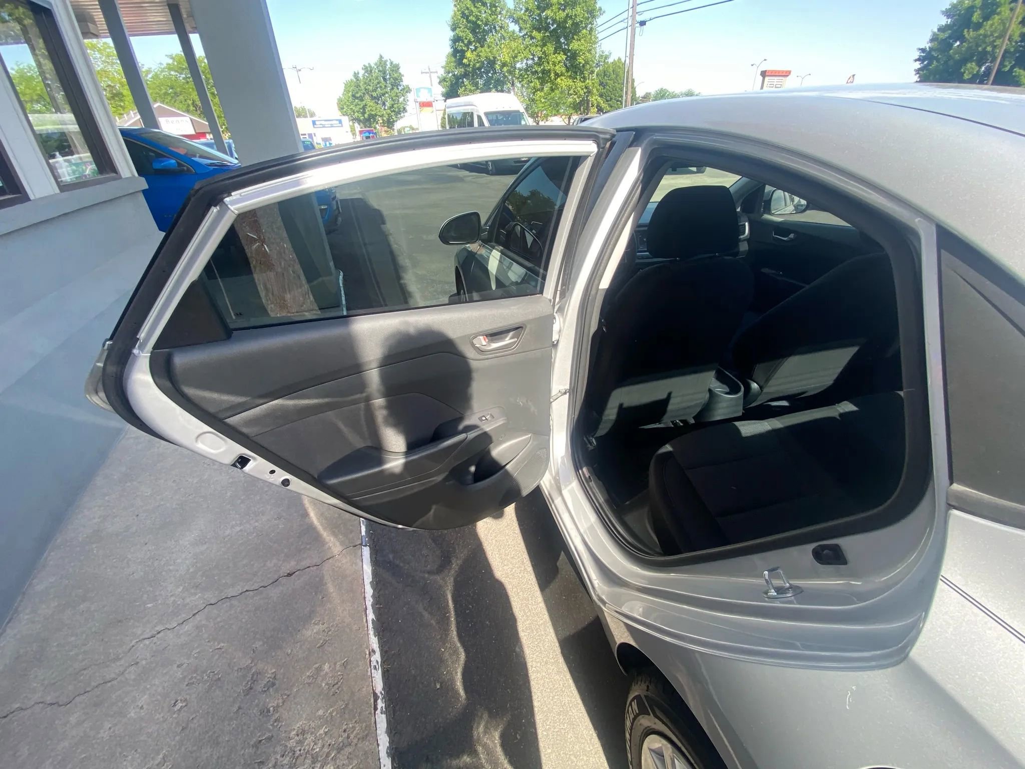 Used 2021 Hyundai Accent SE w/ Cargo Package image 20