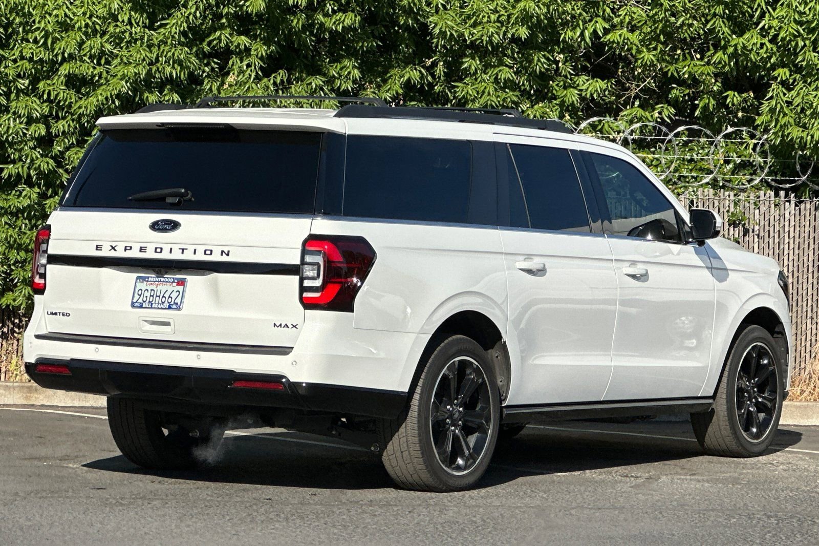 Certified 2023 Ford Expedition Max Limited image 3