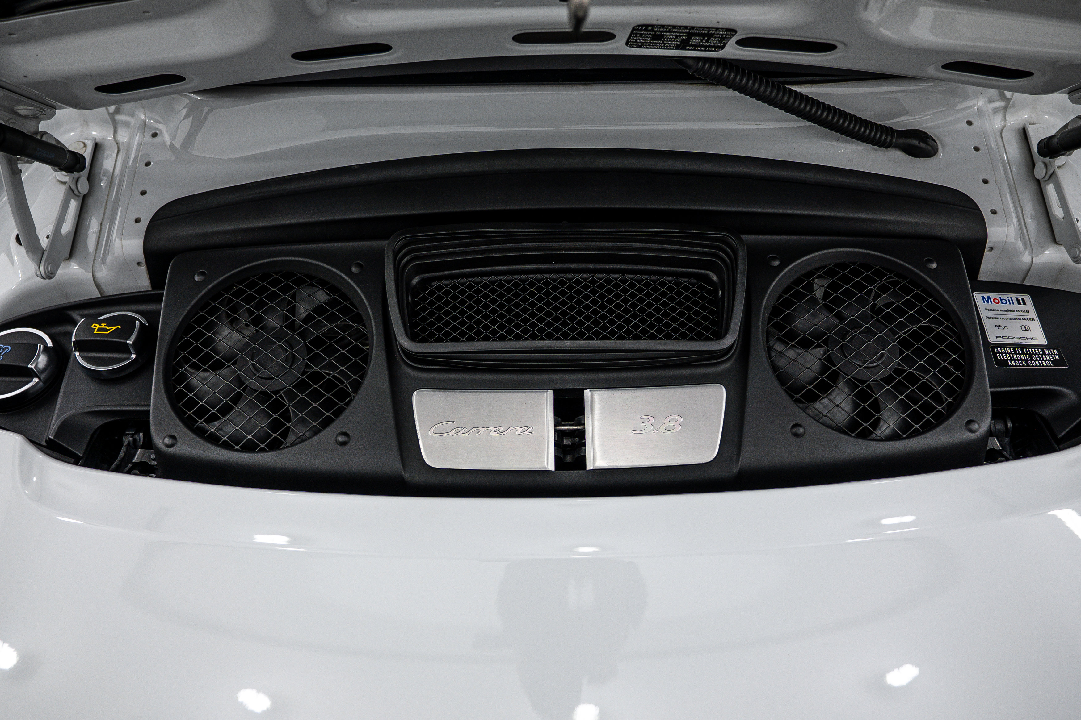 Used 2013 Porsche 911 Carrera 4S AWD/4WD image 25
