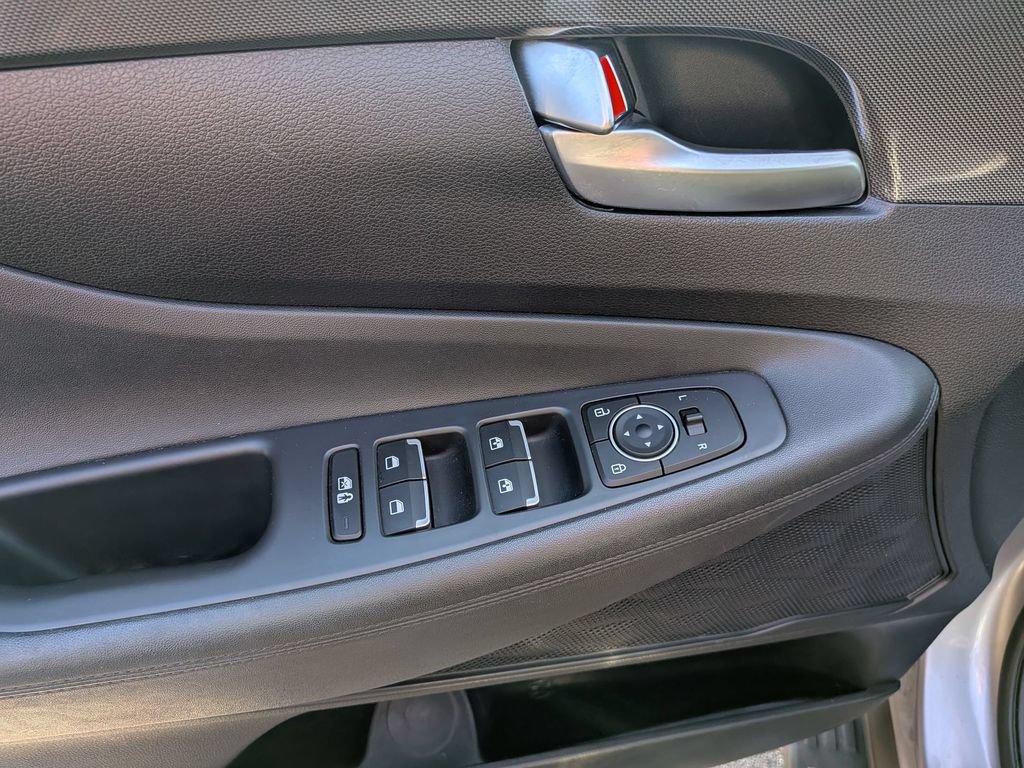 Used 2023 Hyundai Santa Fe XRT AWD/4WD image 9