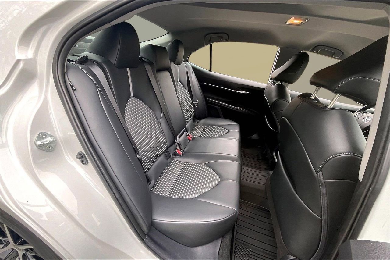 Used 2023 Toyota Camry SE image 24