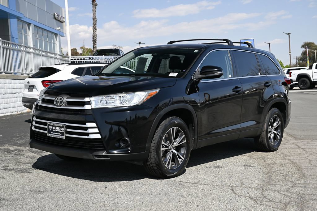 Used 2019 Toyota Highlander LE FWD image 9