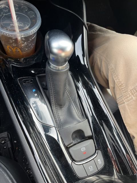 Used 2020 Toyota C-HR XLE image 6