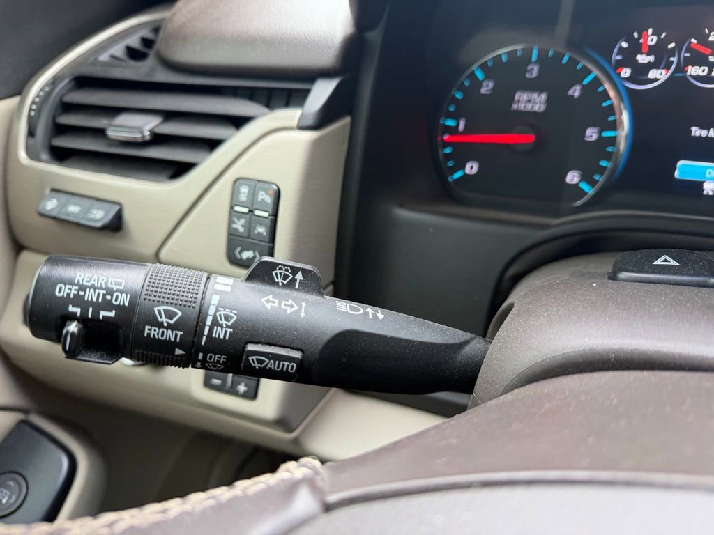 Used 2018 GMC Yukon Denali w/ Denali Ultimate Package image 18