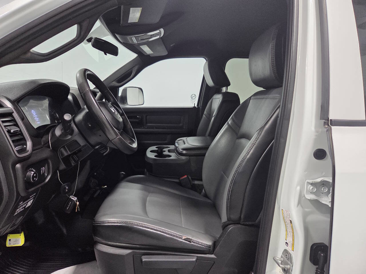 Used 2022 RAM 2500 Tradesman w/ Chrome Appearance Group image 10