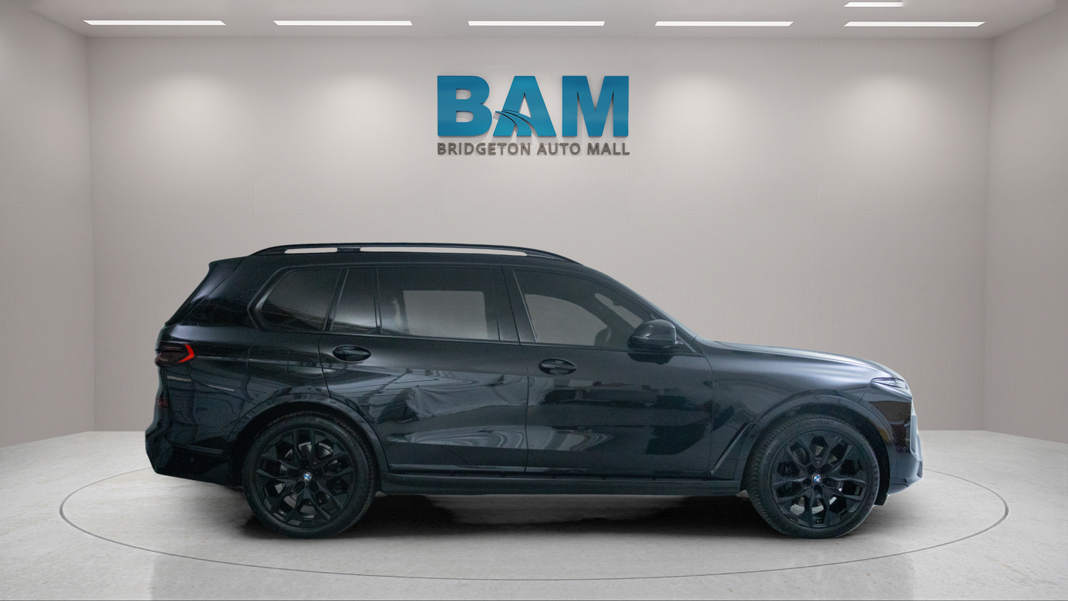 Used 2024 BMW X7 xDrive40i w/ Executive Package AWD/4WD image 8