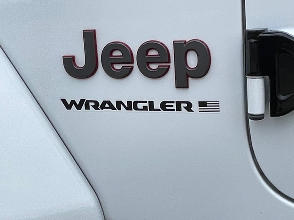 Used 2024 Jeep Wrangler Unlimited Rubicon AWD/4WD image 17