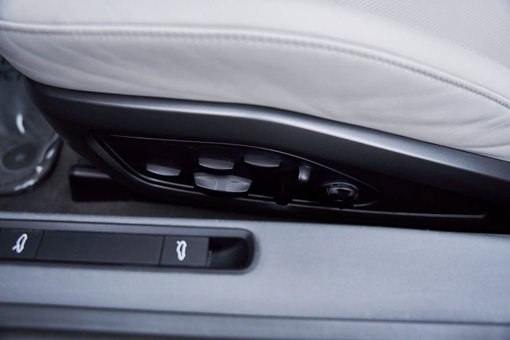 Used 2021 Porsche 911 Turbo S image 35