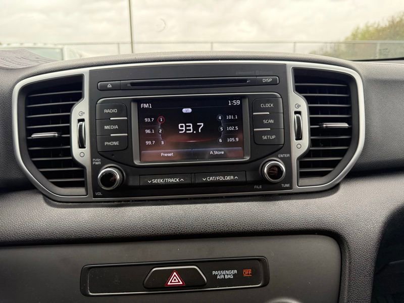 Used 2019 Kia Sportage LX AWD/4WD image 11