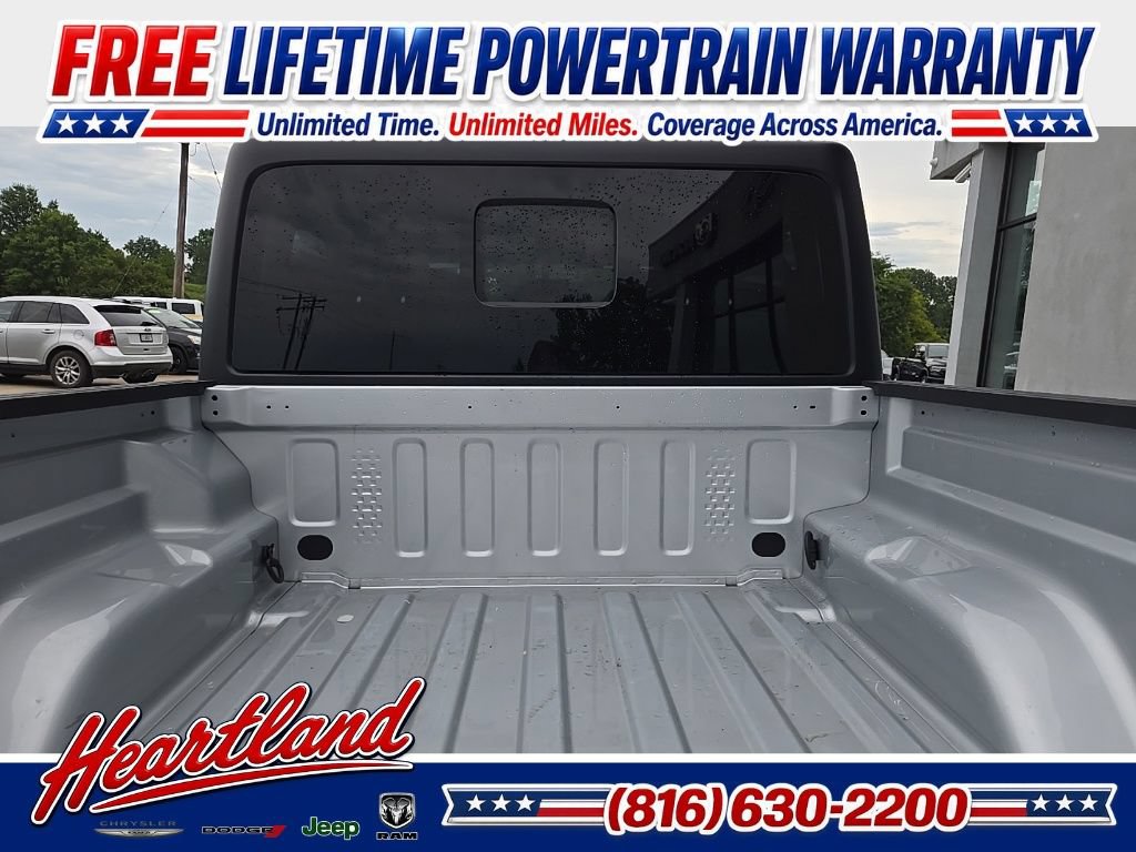 Used 2023 Jeep Gladiator Sport AWD/4WD image 27