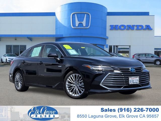 Used 2019 Toyota Avalon Limited w/ Advanced Safety Package FWD image 1