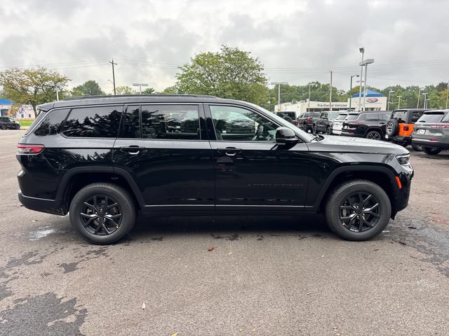 New 2027 Jeep Grand Cherokee L 4WD image 31