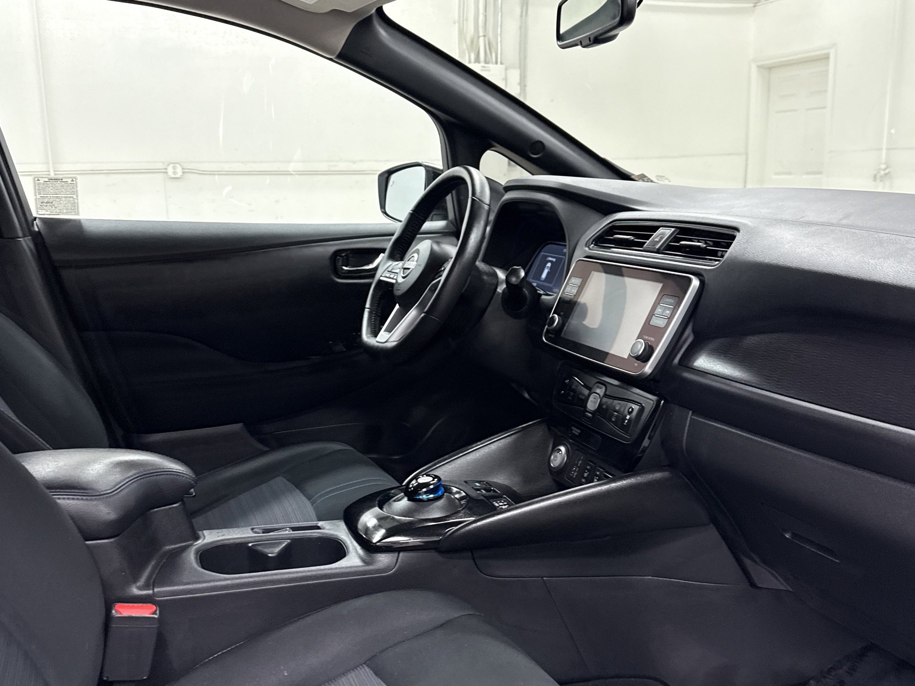 Used 2024 Nissan Leaf SV Plus image 21