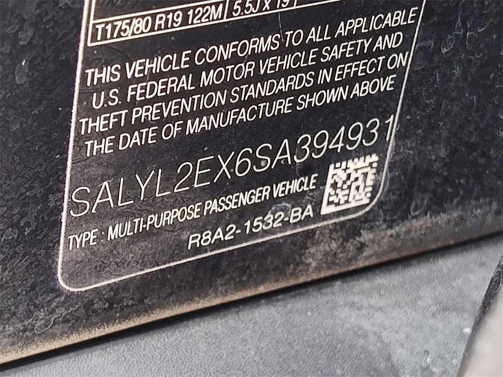 Used 2025 Land Rover Range Rover Velar Dynamic SE image 19