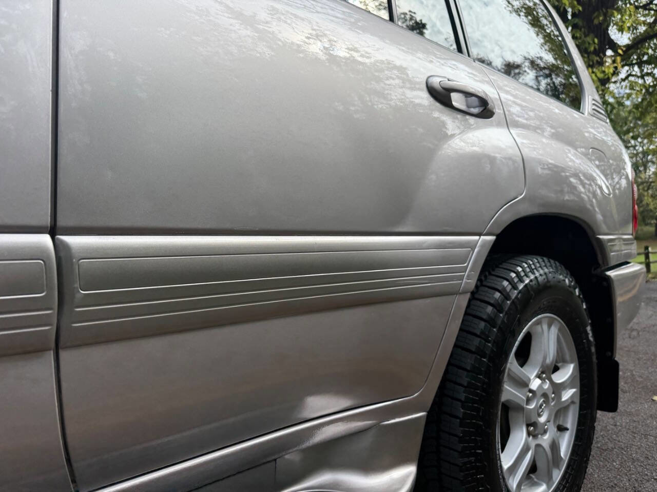 Used 2000 Toyota Land Cruiser image 42