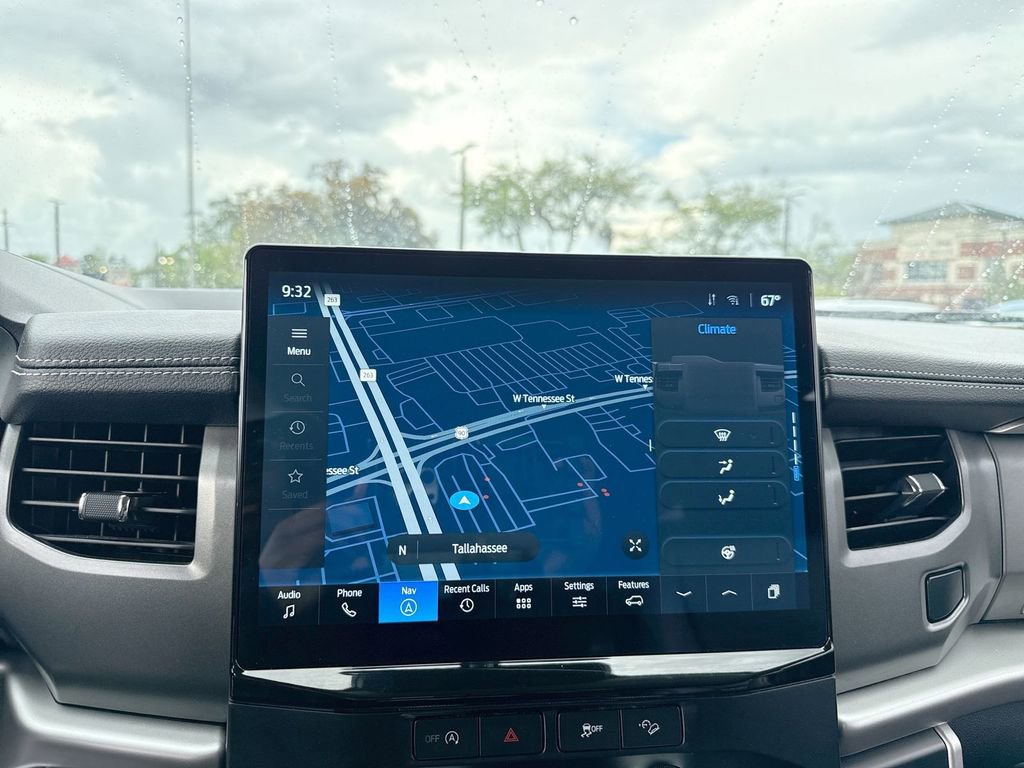 Used 2024 Ford Expedition Max XLT image 21