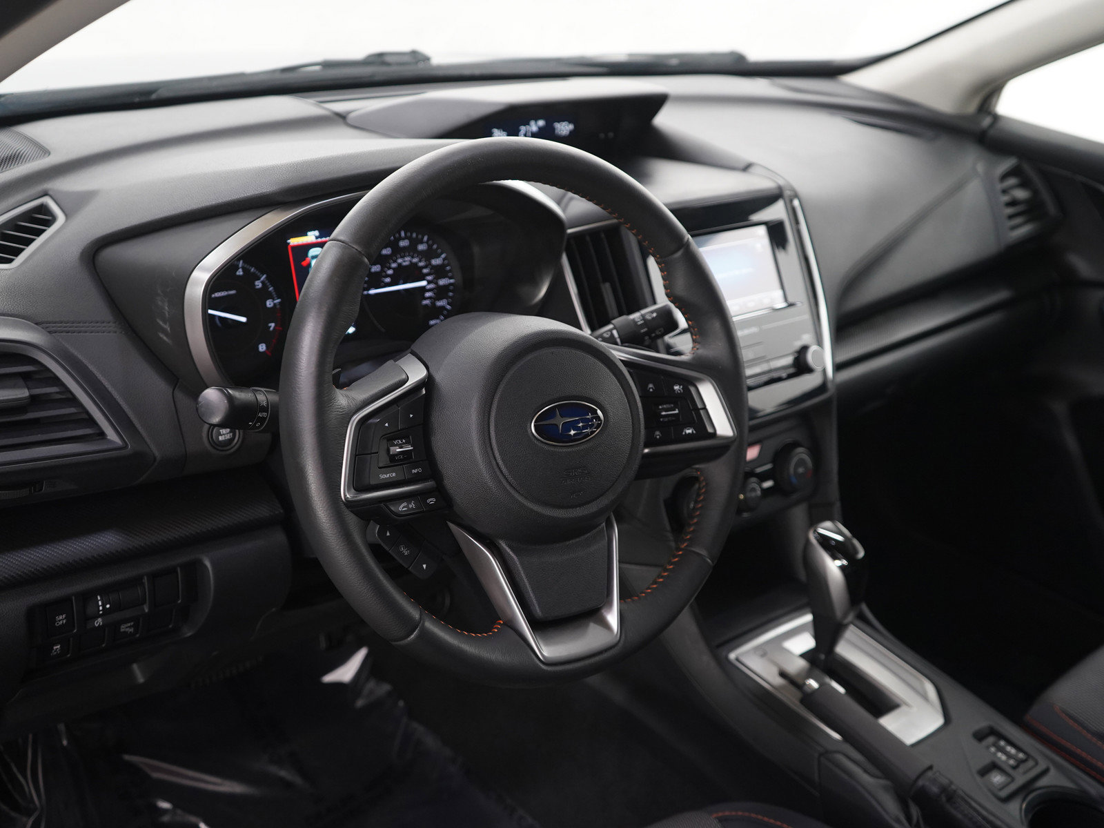 Used 2018 Subaru Crosstrek 2.0i Premium w/ Eyesight System image 19