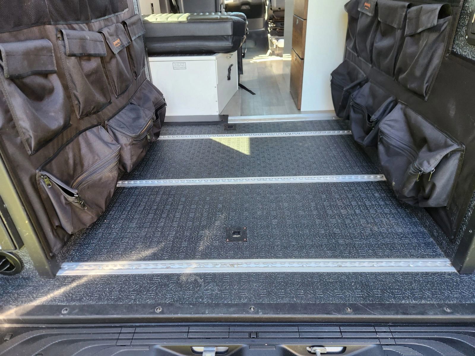 Used 2023 Mercedes-Benz Sprinter 2500 image 80