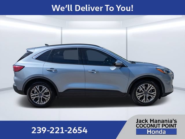 Used 2022 Ford Escape SEL FWD image 2