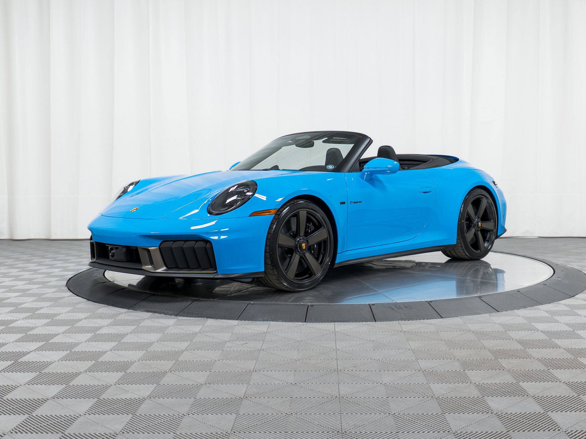 Used 2026 Porsche 911 GTS video 1