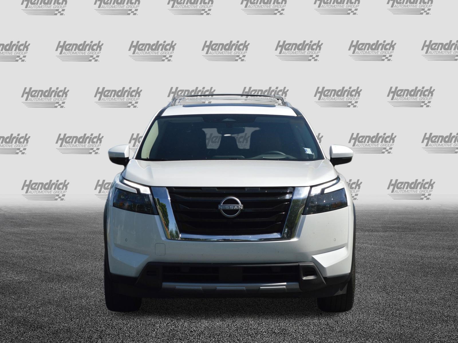 Used 2025 Nissan Pathfinder Platinum w/ Cargo Package AWD/4WD image 6