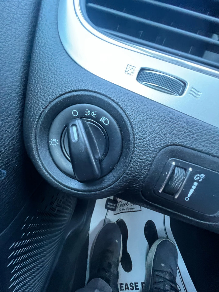 Used 2013 Dodge Journey SE image 21