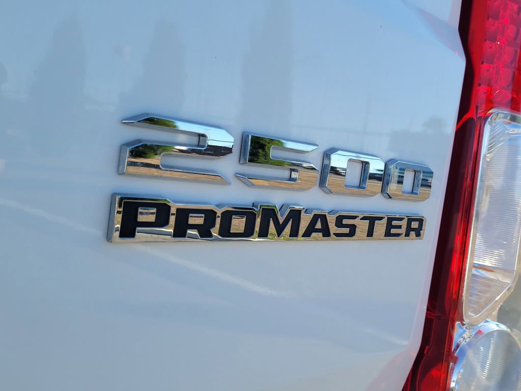 Used 2025 RAM ProMaster 2500 w/ Convenience Group image 6