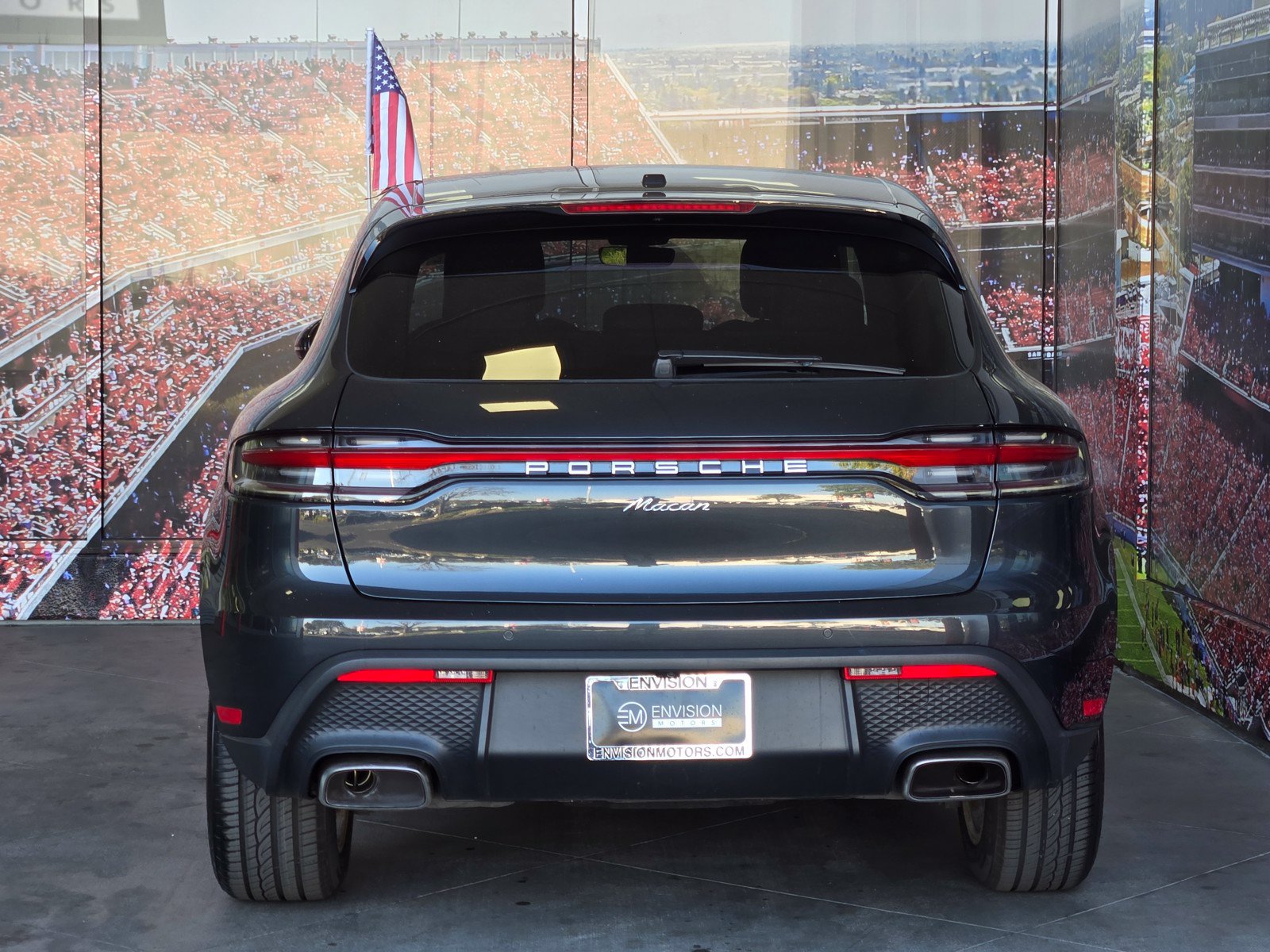 Used 2022 Porsche Macan AWD/4WD image 7