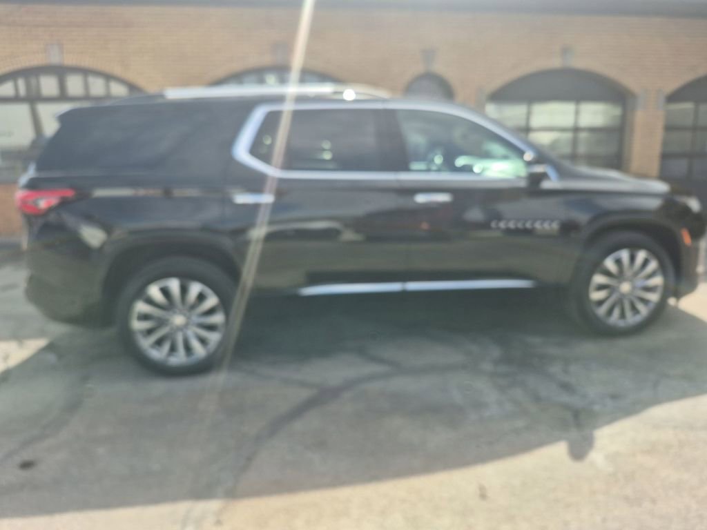 Used 2022 Chevrolet Traverse Premier w/ LPO, Floor Liner Package image 16