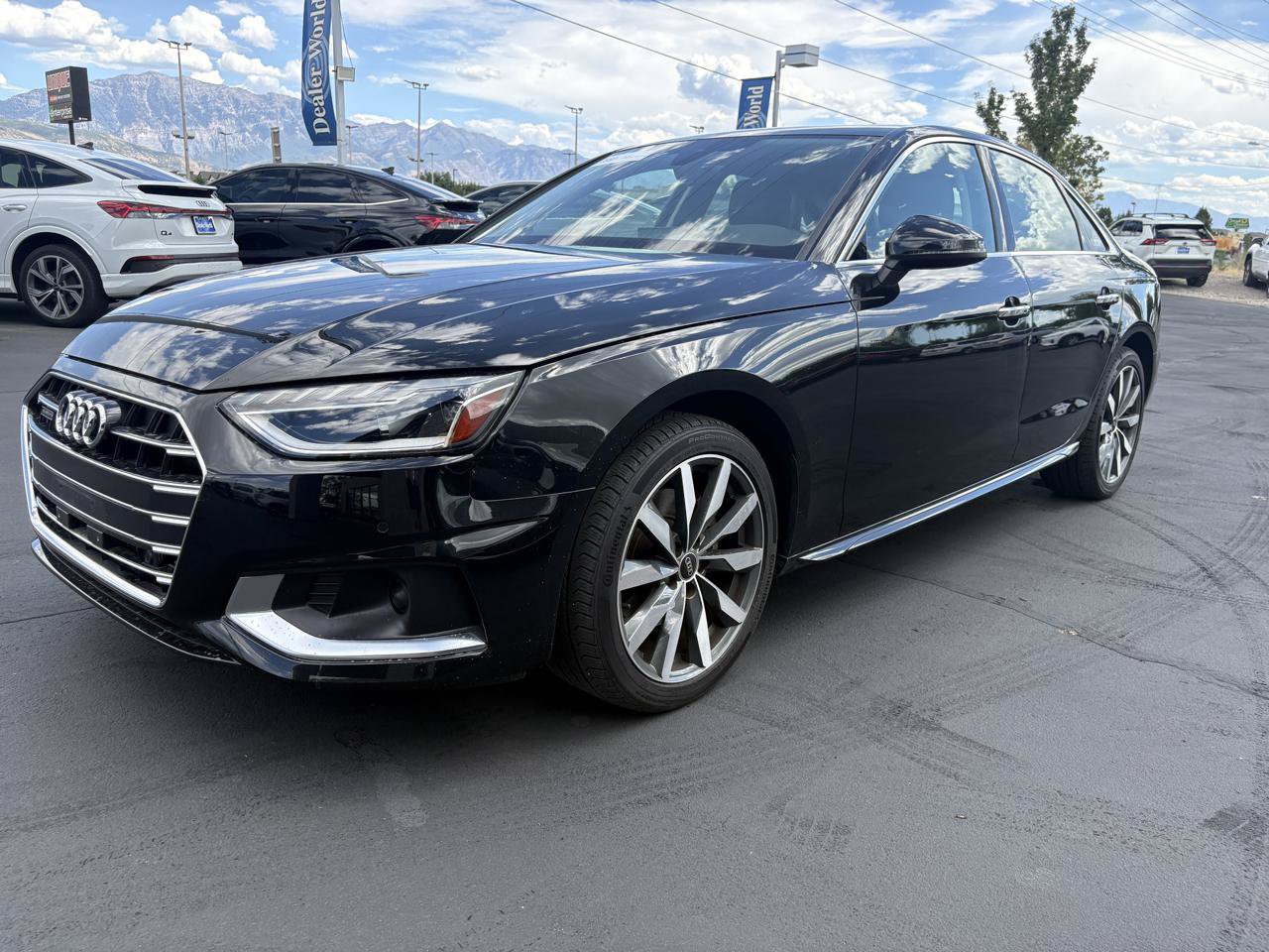 Used 2023 Audi A4 2.0T Premium w/ Convenience Package AWD/4WD image 3