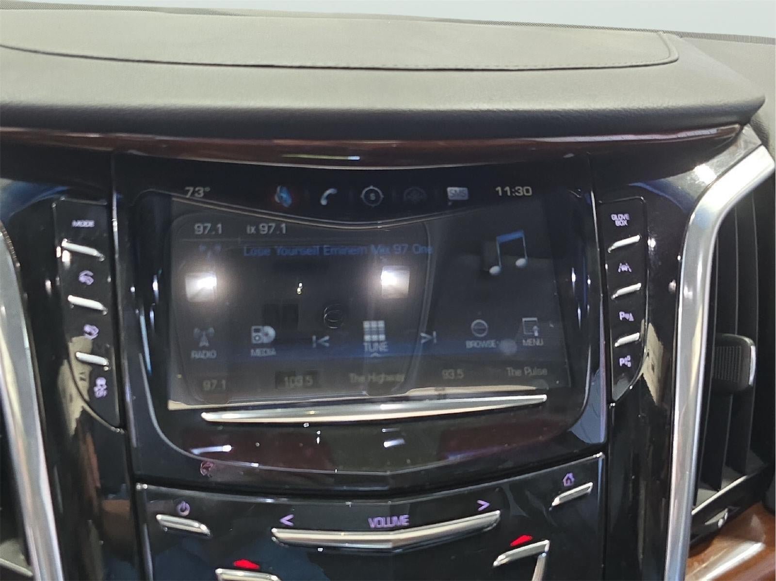 Used 2018 Cadillac Escalade Premium Luxury AWD/4WD image 15