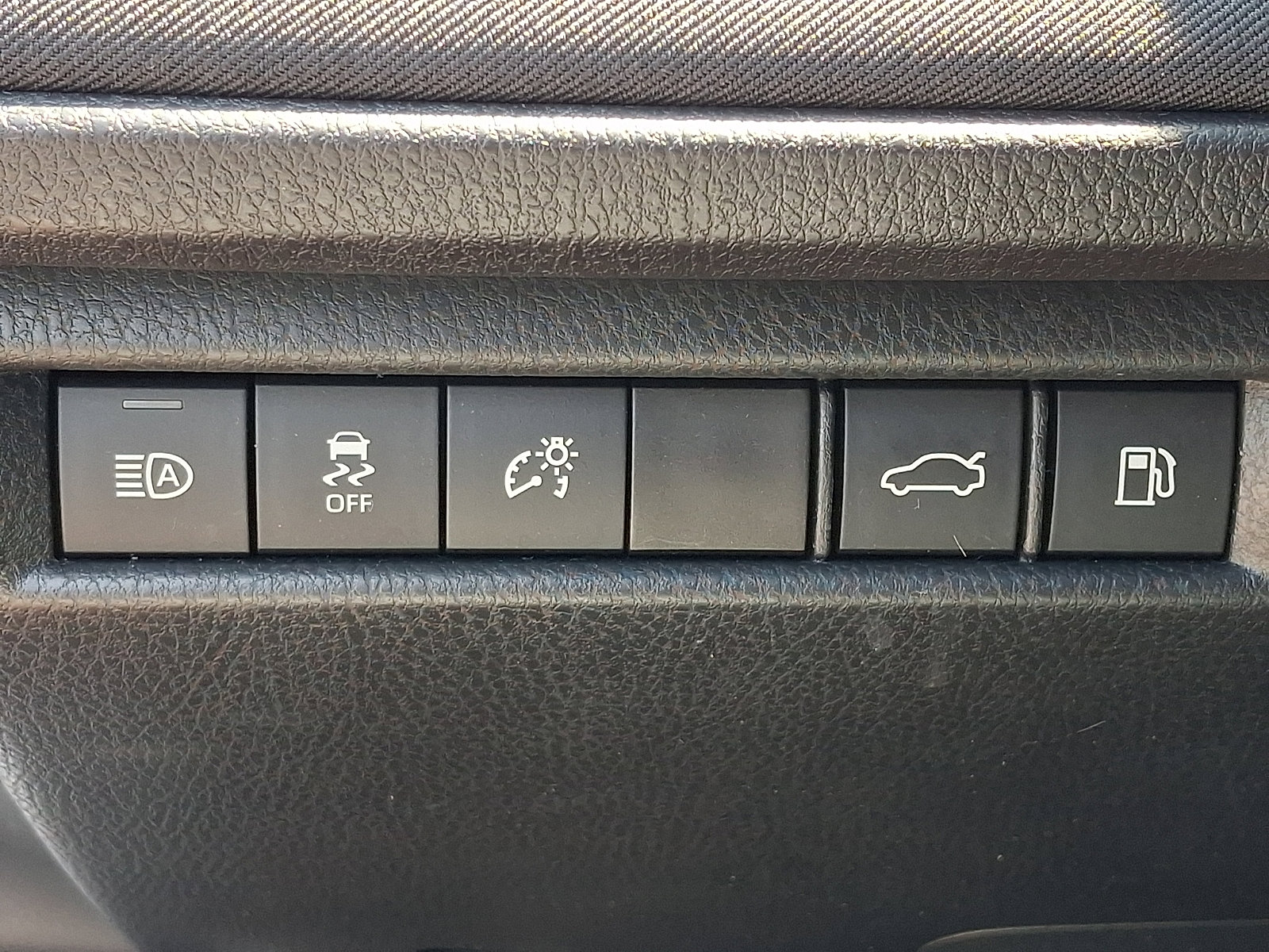 Certified 2026 Toyota Camry LE w/ Convenience Package FWD image 26