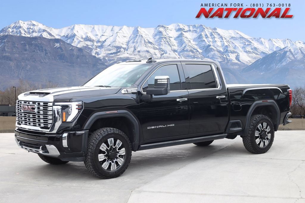 Used 2026 GMC Sierra 3500 Denali w/ Technology Package AWD/4WD image 1