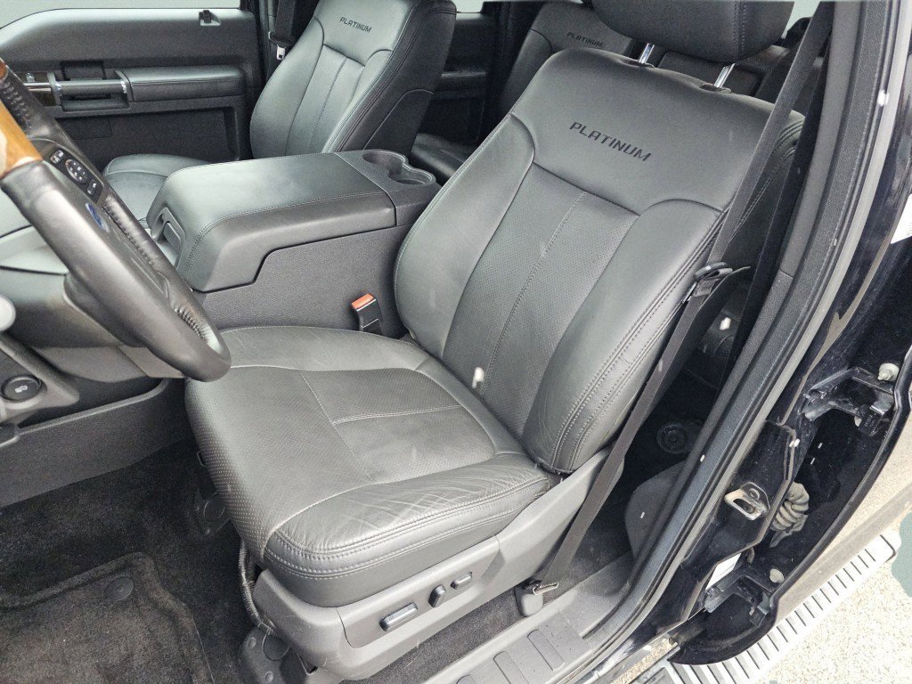 Used 2016 Ford F350 Platinum image 6