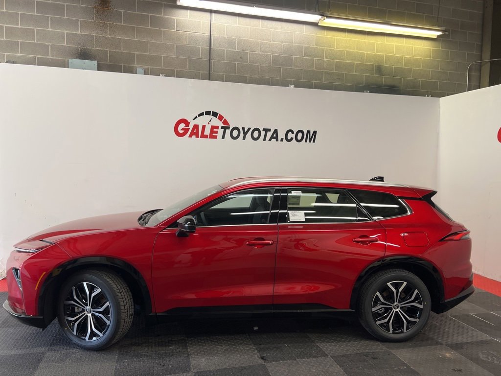 New 2025 Toyota Crown Signia