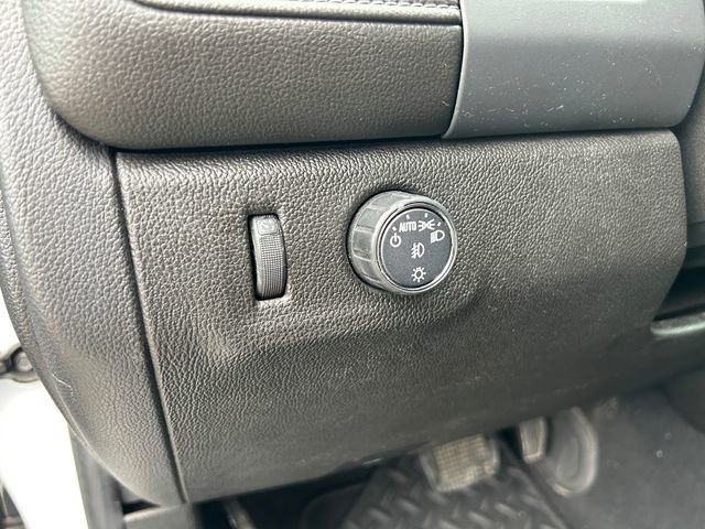 Used 2022 GMC Canyon Elevation w/ Elevation Premium Package image 16