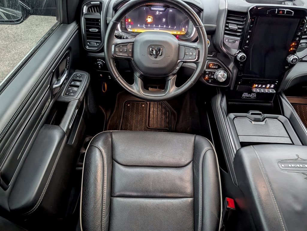 Used 2023 RAM 1500 Limited AWD/4WD image 11