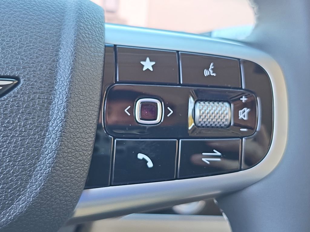 New 2026 Genesis GV70 2.5T image 22