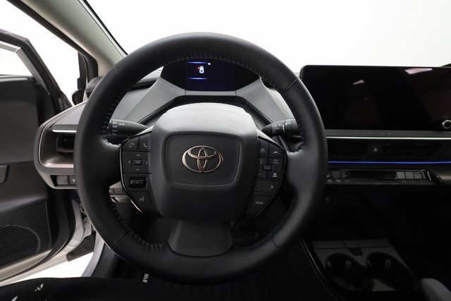 Used 2024 Toyota Prius XLE image 12
