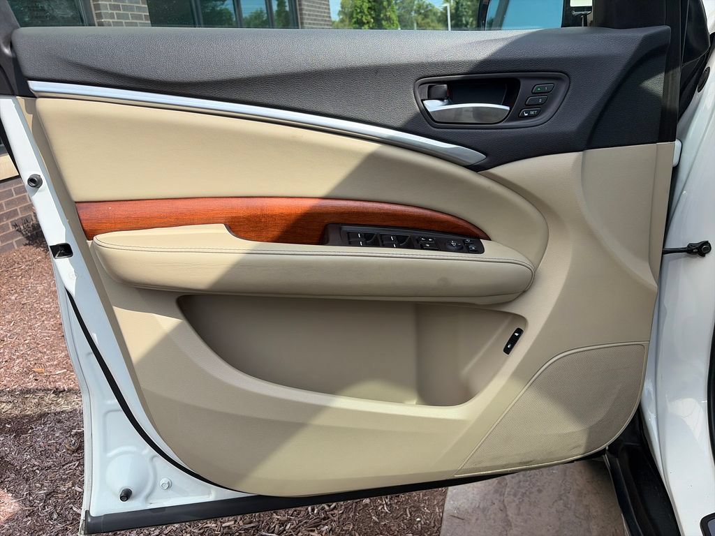 Used 2018 Acura MDX FWD w/ Advance Package image 23