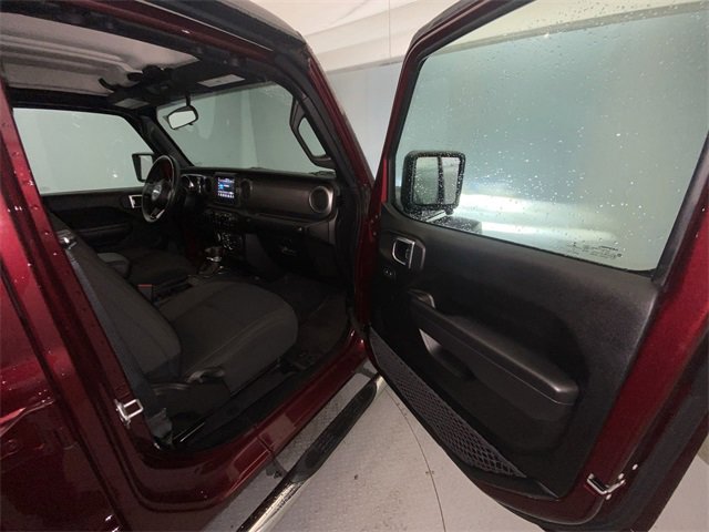 Used 2021 Jeep Gladiator Willys image 23